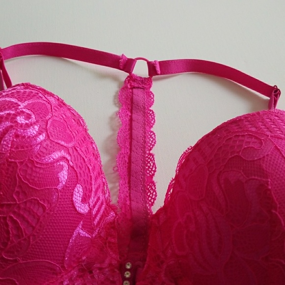 Pink lace bra - Picture 4 of 6